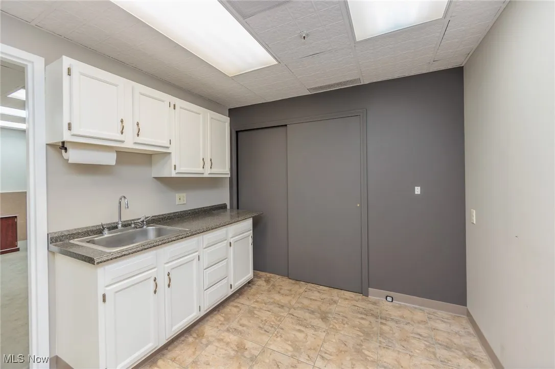 1360 W 9th Street # 330, Cleveland, Ohio 44113,MLS Now Listing ID