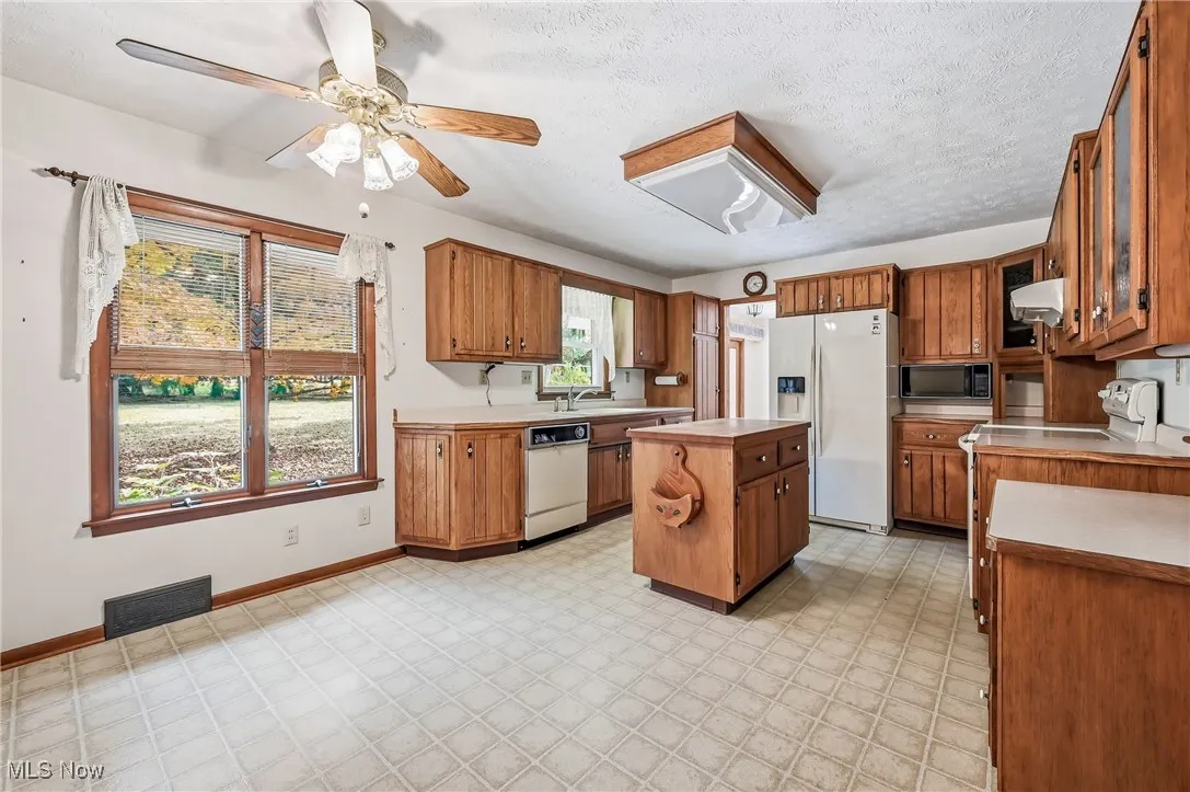 1558 Portal Drive, Howland, Ohio 44484,MLS Now Listing ID