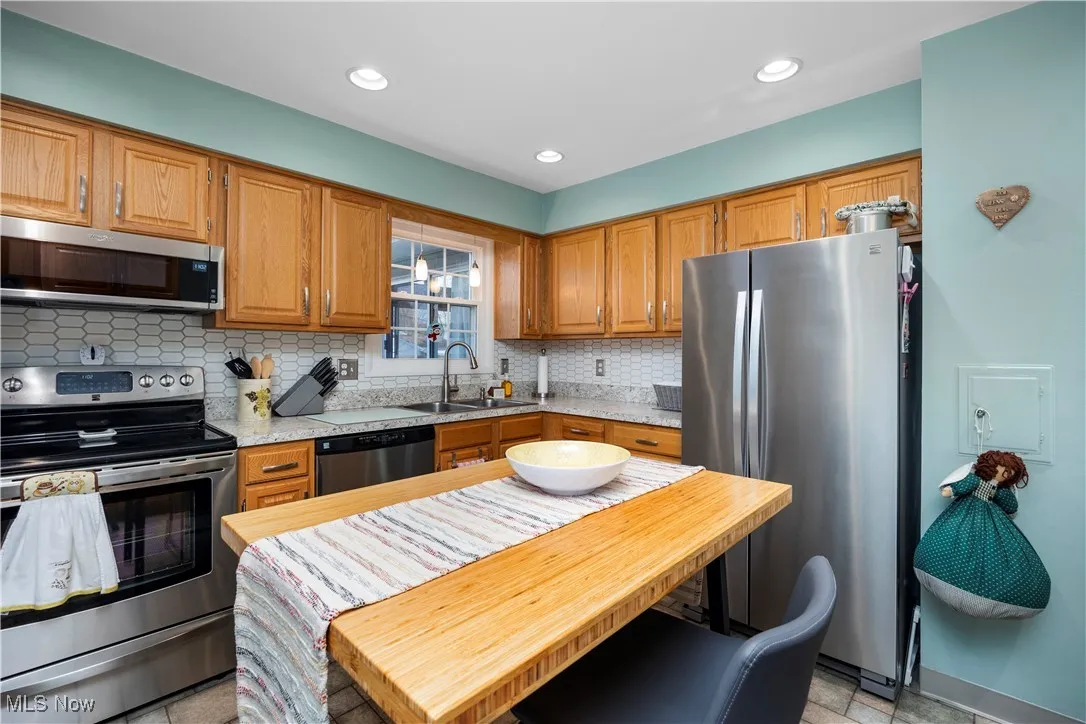 26646 Sweetbriar Drive, North Olmsted, Ohio 44070,MLS Now Listing ID