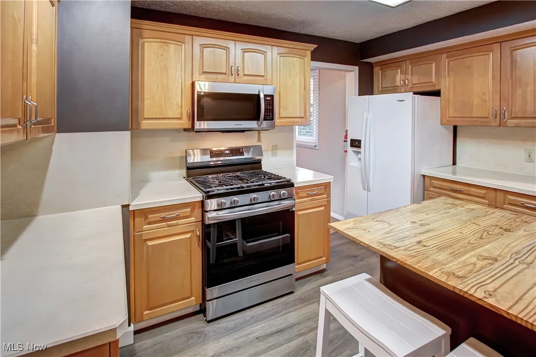 1184 Mayfair Drive, Seven Hills, Ohio 44131,MLS Now Listing ID