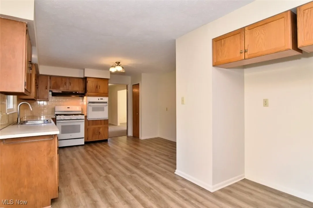 8886 Ranch Drive, Chesterland, Ohio 44026,MLS Now Listing ID