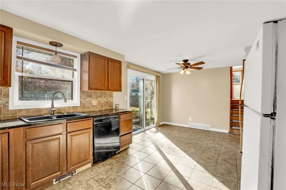 4847 Hollyview Drive, Vermilion, Ohio 44089,MLS Now Listing ID