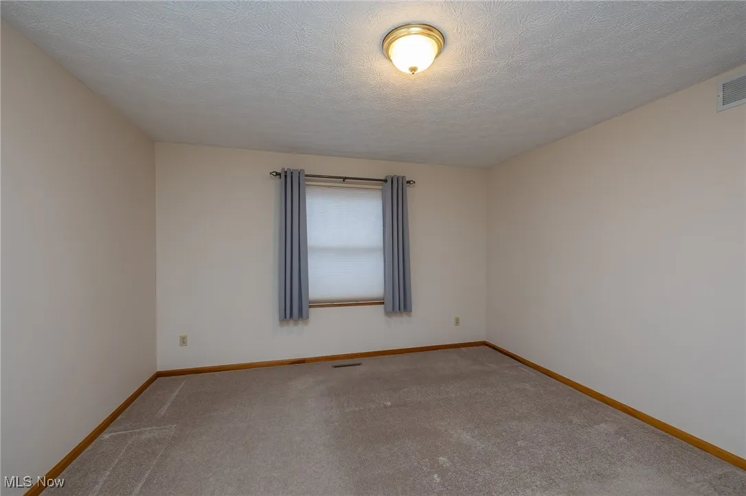 587 Thornberry Lane, Brunswick, Ohio 44212,MLS Now Listing ID