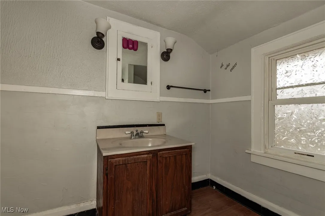 1325 Maddrell Court, Canton, Ohio 44705,MLS Now Listing ID