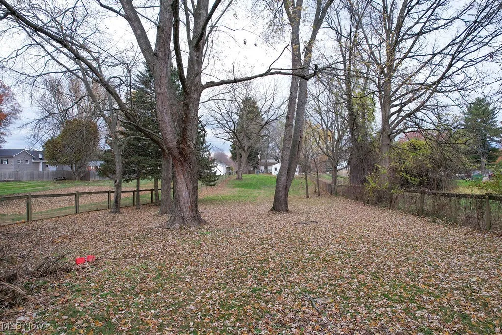 So much great outdoor space to enjoy!