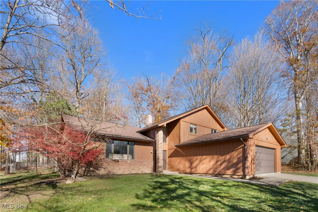 32651 North Burr Oak, Solon, Ohio 44139,MLS Now Listing ID