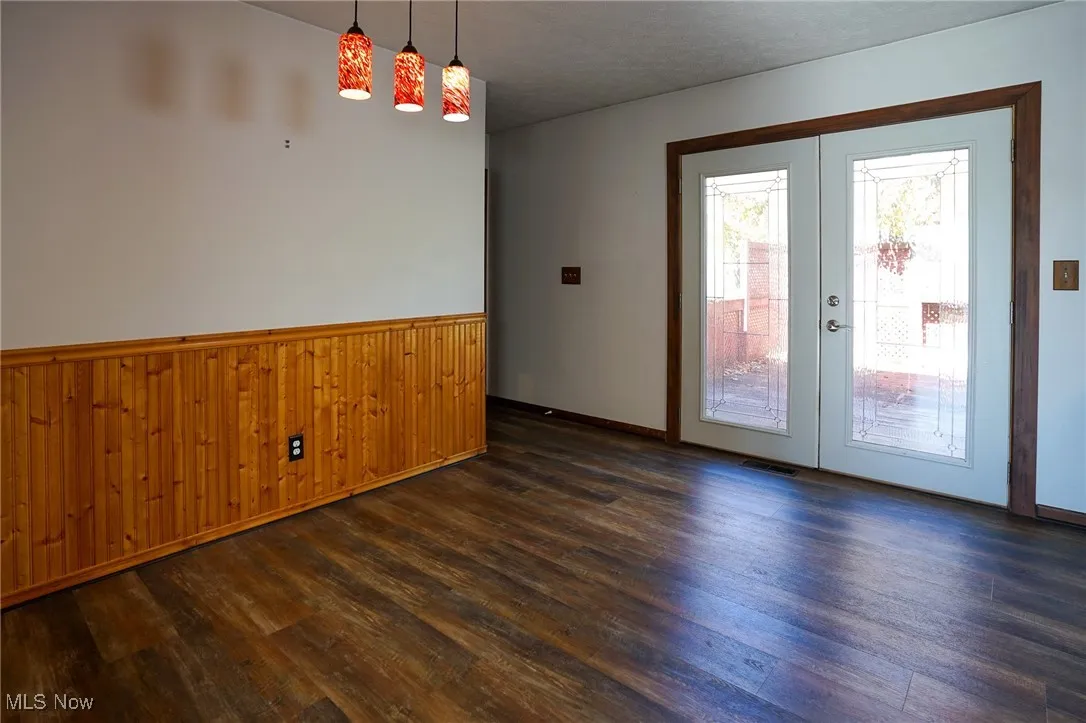 5783 Louisville Street, Louisville, Ohio 44641,MLS Now Listing ID