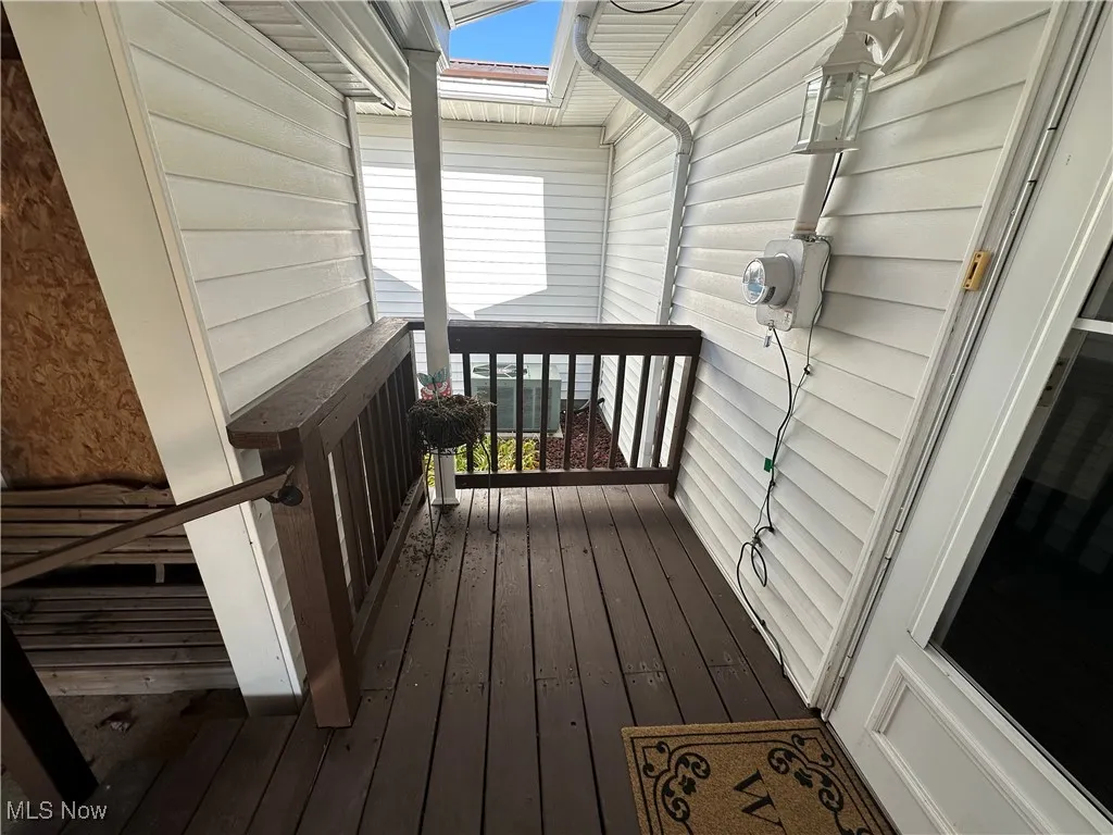 Covered back deck