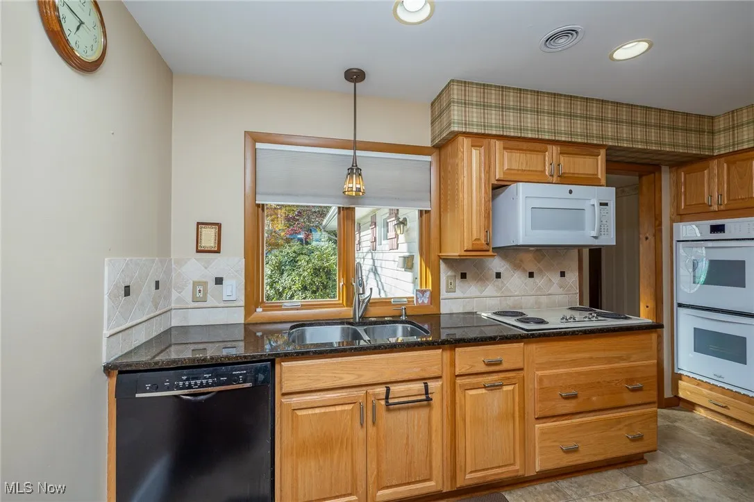 243 Edgewood Drive, Berea, Ohio 44017,MLS Now Listing ID