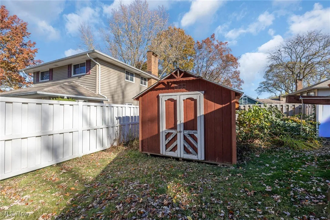 243 Edgewood Drive, Berea, Ohio 44017,MLS Now Listing ID