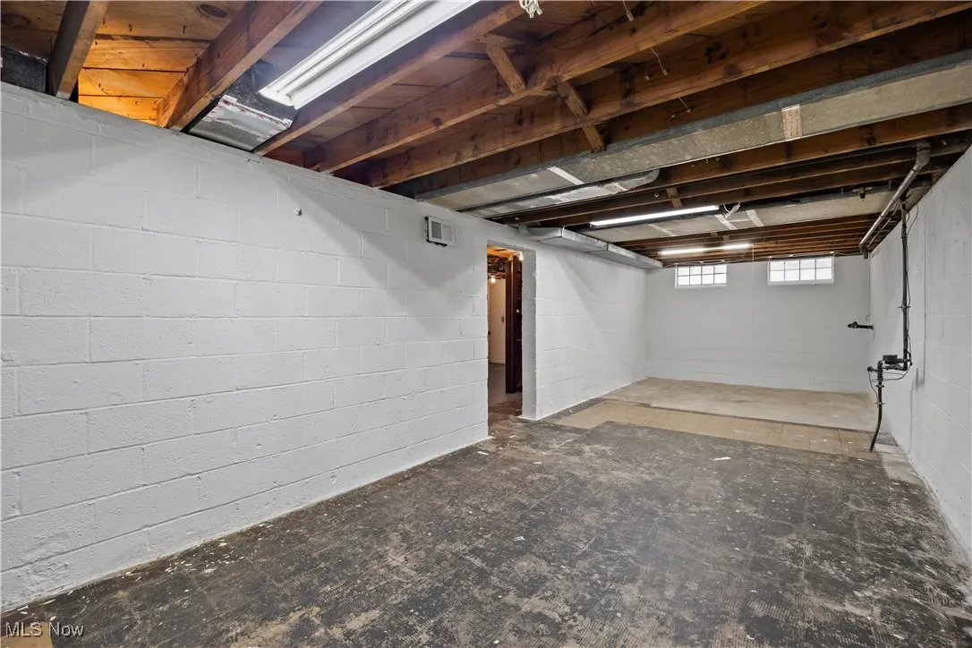 2810 Grantwood Drive, Parma, Ohio 44134,MLS Now Listing ID