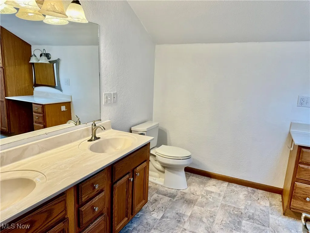 another view of large full bath 2nd floor