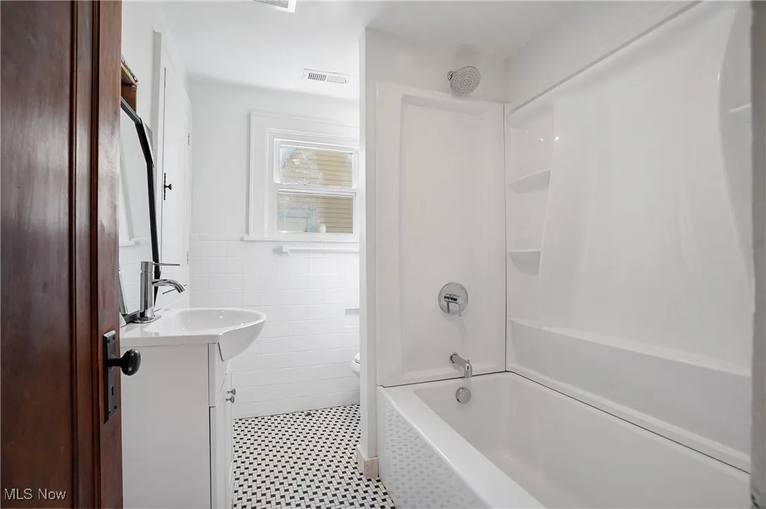 1171 Woodward Avenue, Akron, Ohio 44310,MLS Now Listing ID