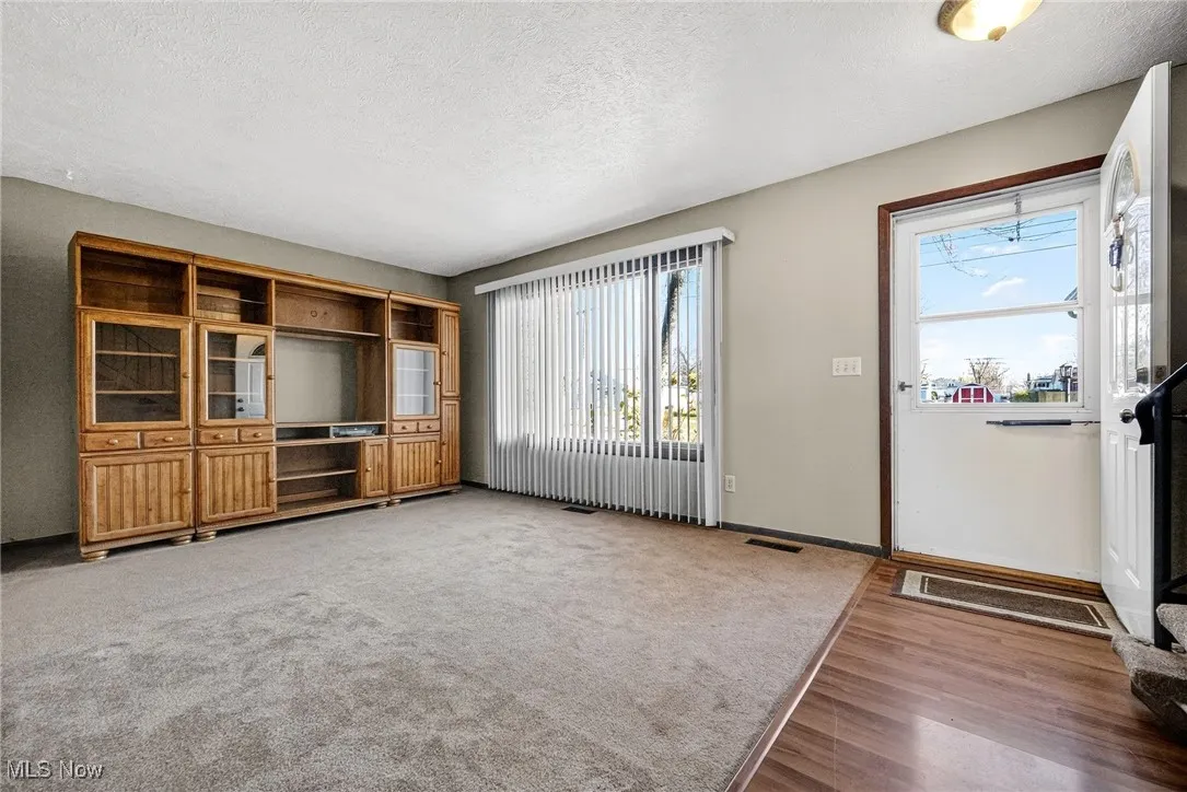 646 Dunny Avenue, Sheffield Lake, Ohio 44054,MLS Now Listing ID