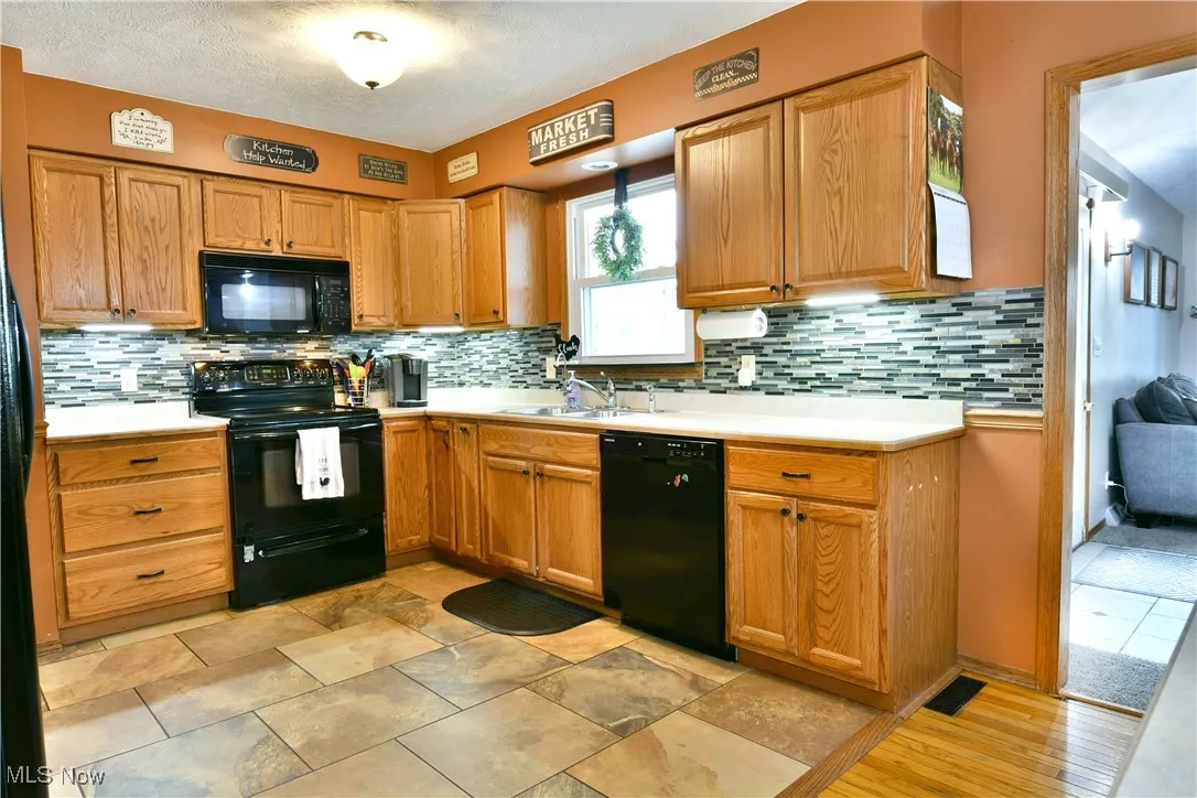 1049 Wilson Sharpsville Road, Cortland, Ohio 44410,MLS Now Listing ID