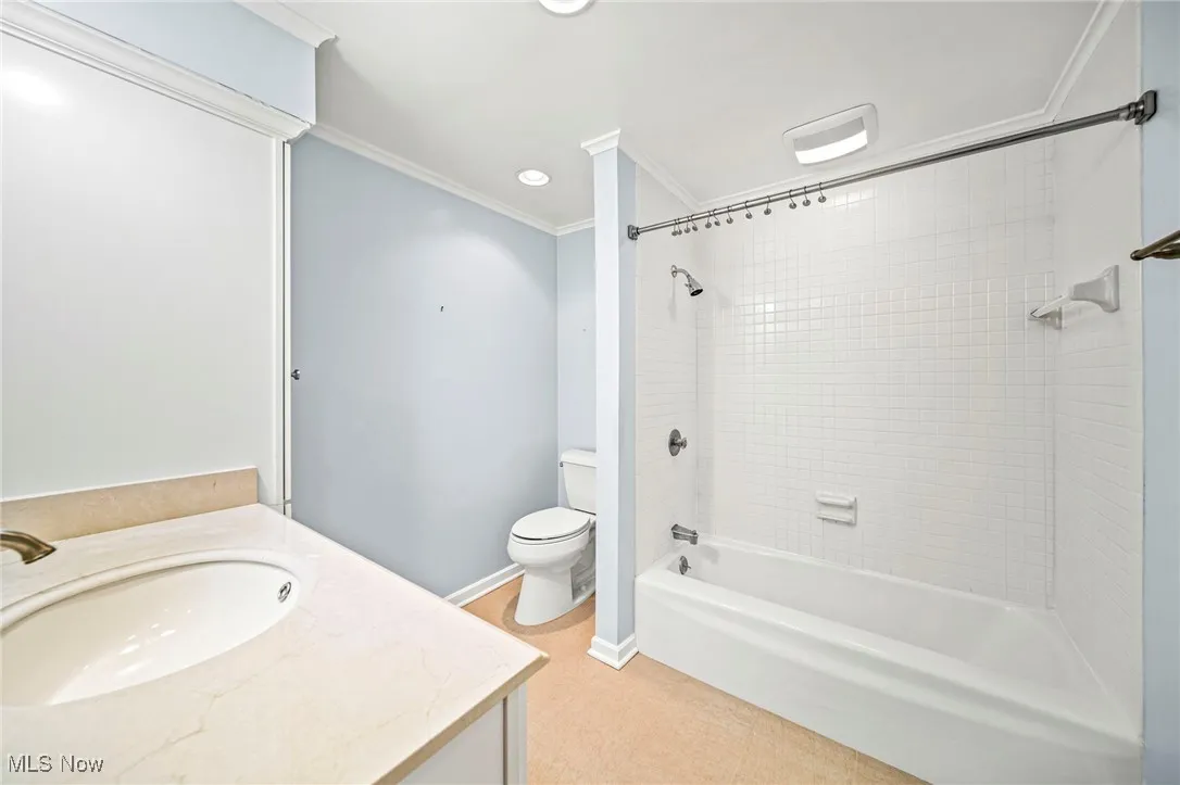 966 Som Center Road # C5, Mayfield Village, Ohio 44143,MLS Now Listing ID