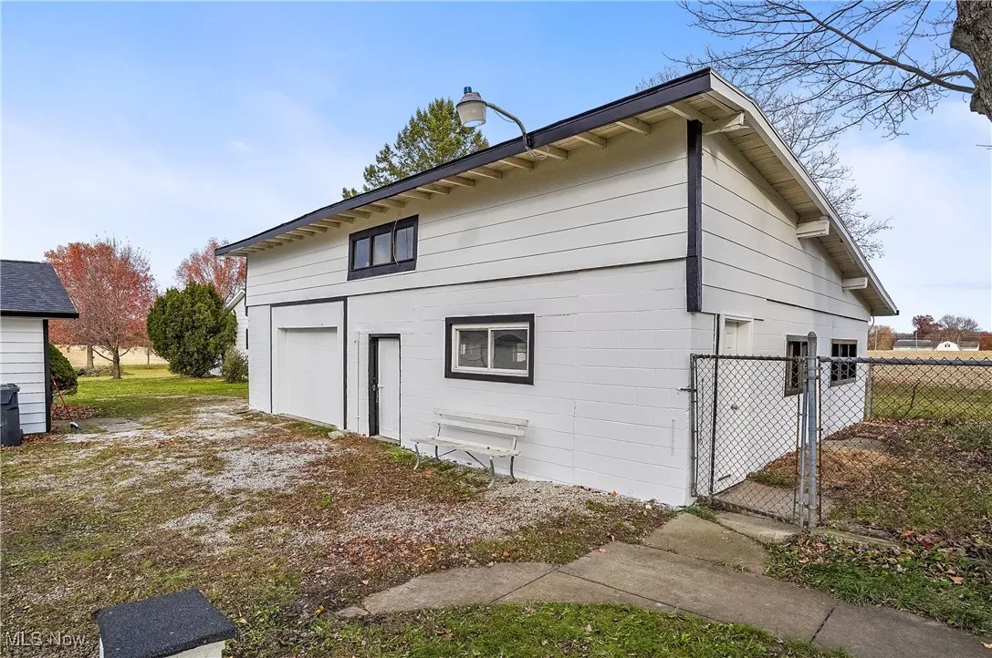 9865 Tallmadge Road, Diamond, Ohio 44412,MLS Now Listing ID