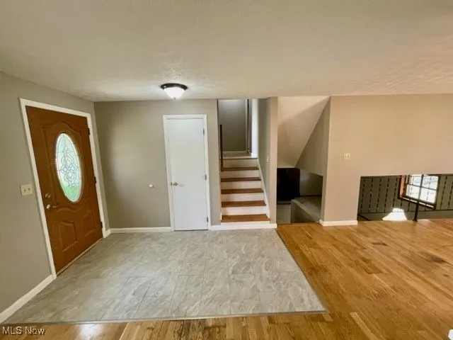 304 S Munroe Road, Tallmadge, Ohio 44278,MLS Now Listing ID