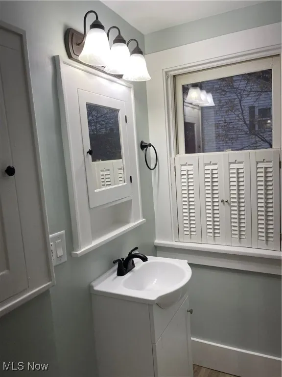 1480 Thornapple Avenue, Akron, Ohio 44301,MLS Now Listing ID