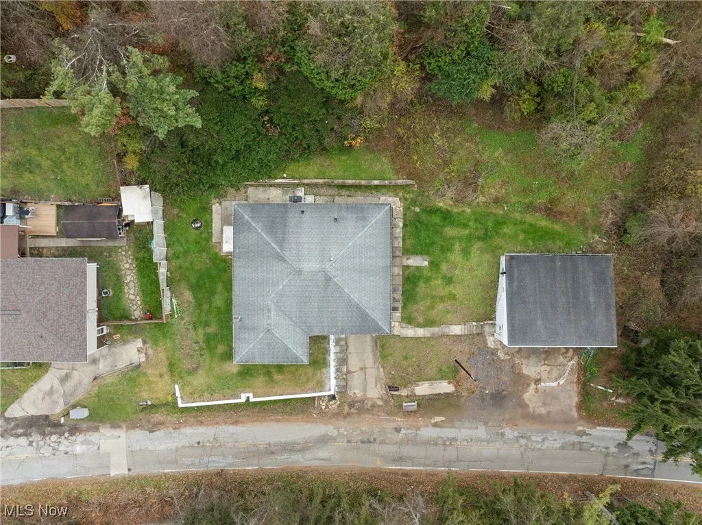 Aerial view of property and surrounding area