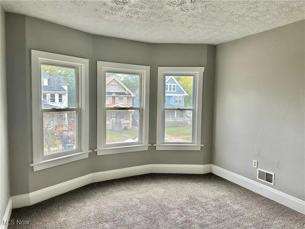 528 E 109th Street, Cleveland, Ohio 44108,MLS Now Listing ID