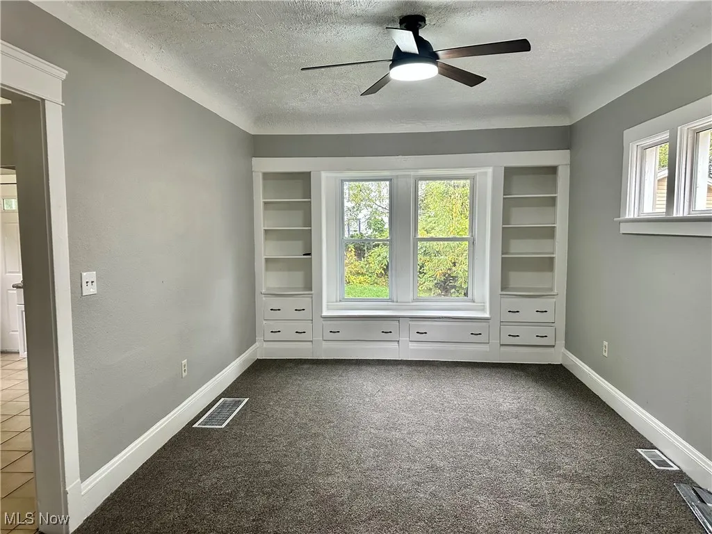 528 E 109th Street, Cleveland, Ohio 44108,MLS Now Listing ID