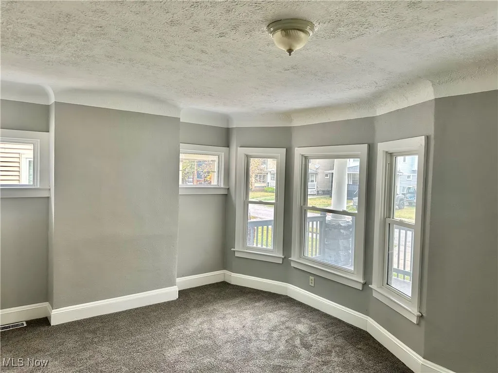 528 E 109th Street, Cleveland, Ohio 44108,MLS Now Listing ID