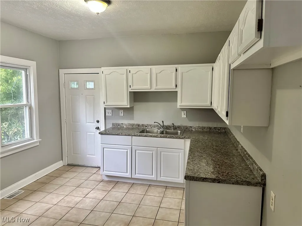 528 E 109th Street, Cleveland, Ohio 44108,MLS Now Listing ID