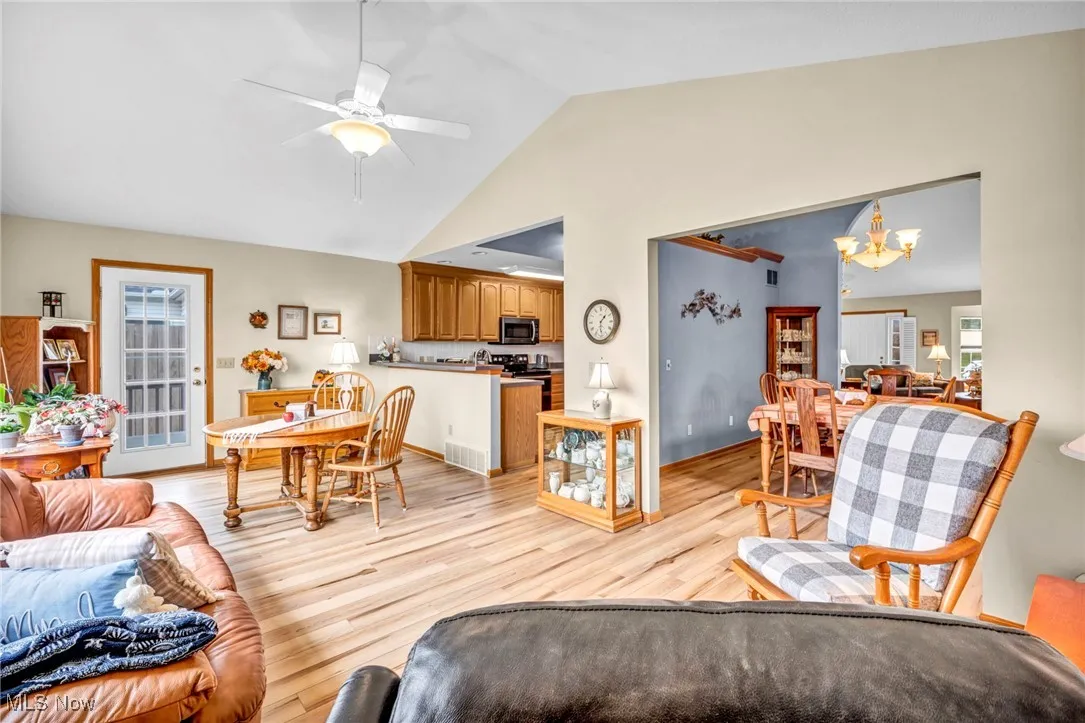 902 Devonwood Drive, Wadsworth, Ohio 44281,MLS Now Listing ID