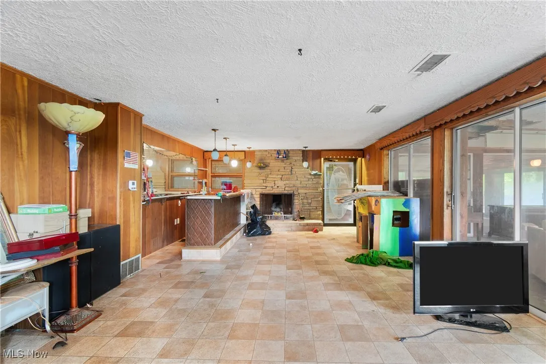 4567 Rex Lake Drive, New Franklin, Ohio 44319,MLS Now Listing ID