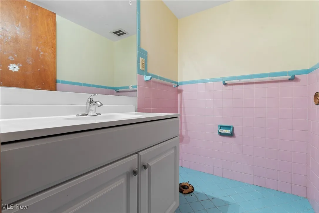 4567 Rex Lake Drive, New Franklin, Ohio 44319,MLS Now Listing ID