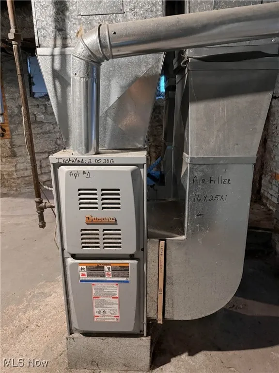 Utilities featuring heating unit