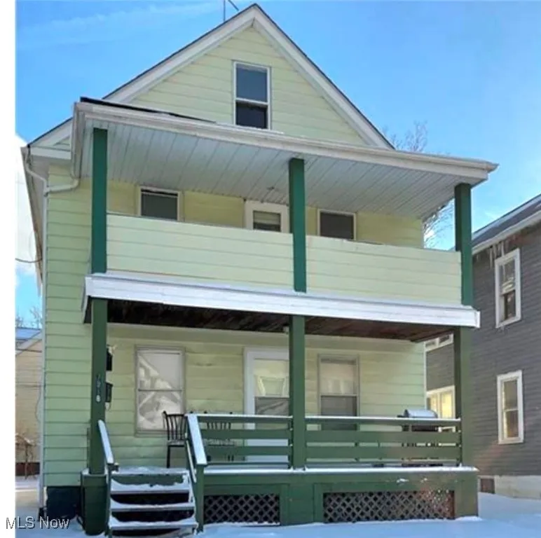 View of front of house with a porch