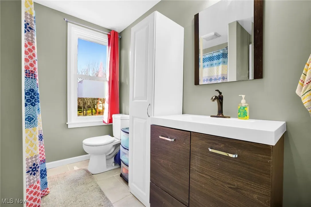 986 Shannon Avenue, Barberton, Ohio 44203,MLS Now Listing ID