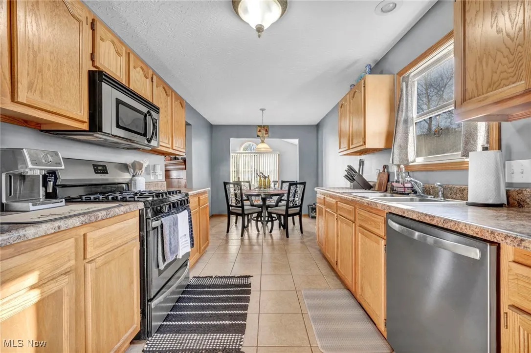 1393 Waters Edge Drive, Akron, Ohio 44313,MLS Now Listing ID