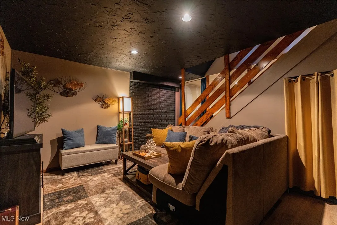 6880 Birchbark Avenue, Canton, Ohio 44721,MLS Now Listing ID