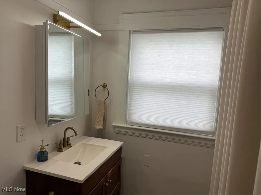 1320 W 108th Street, Cleveland, Ohio 44102,MLS Now Listing ID