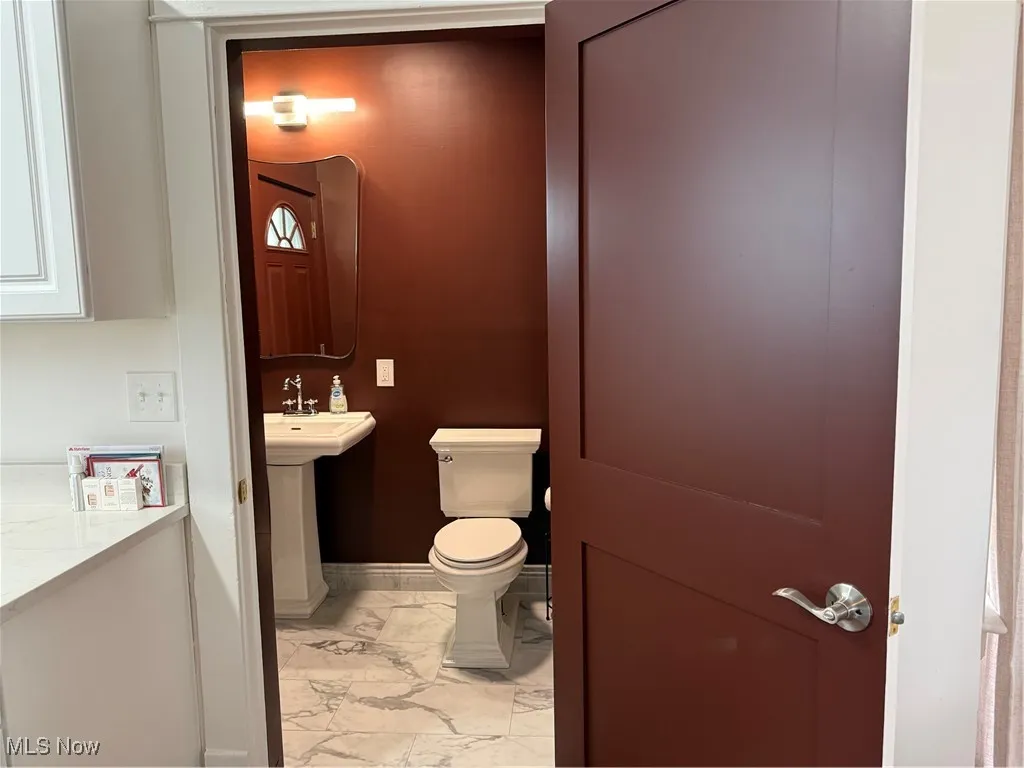 1320 W 108th Street, Cleveland, Ohio 44102,MLS Now Listing ID