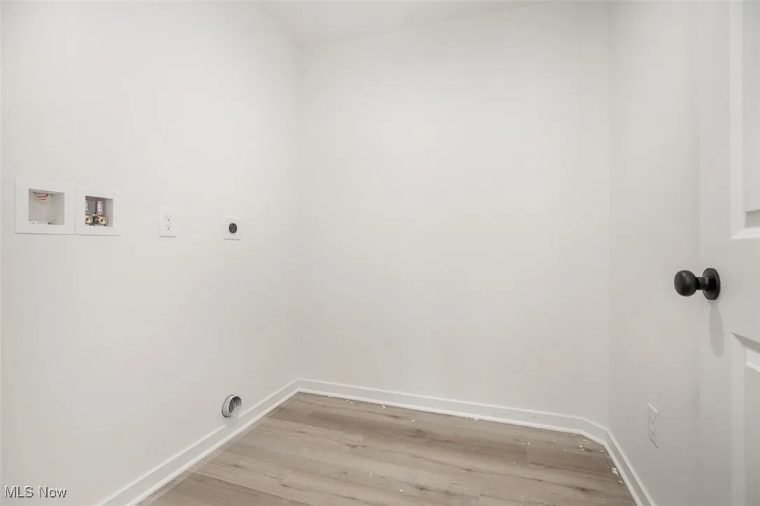 1053 Peach Boulevard, Willoughby, Ohio 44094,MLS Now Listing ID