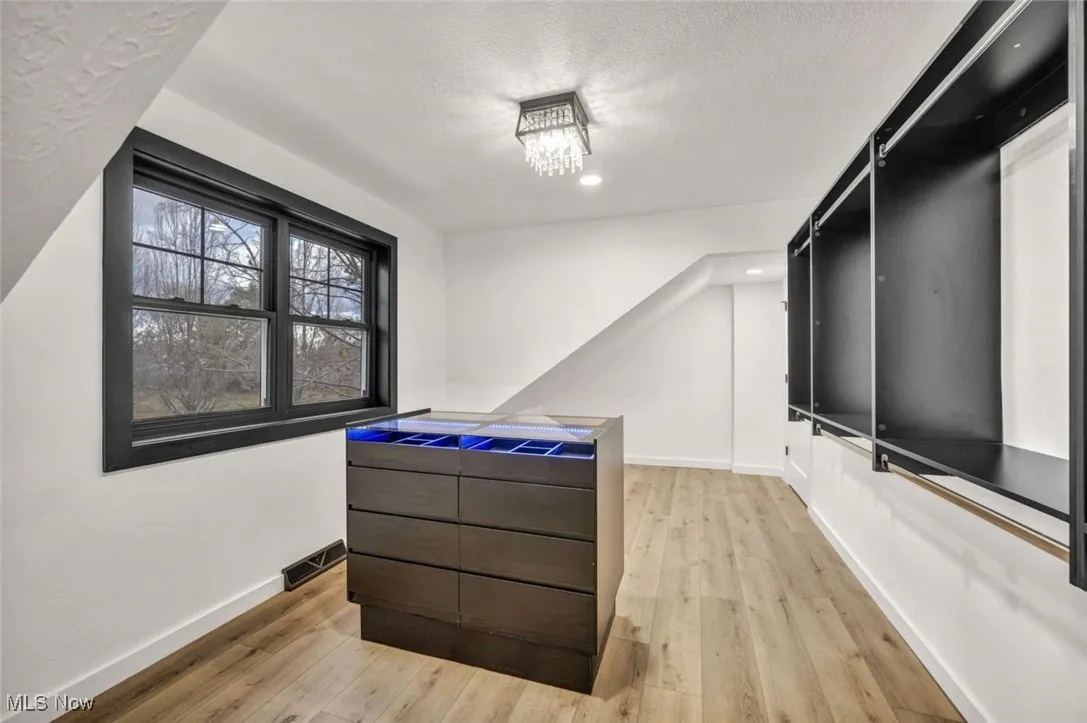 31900 Chardon Road, Willoughby Hills, Ohio 44094,MLS Now Listing ID