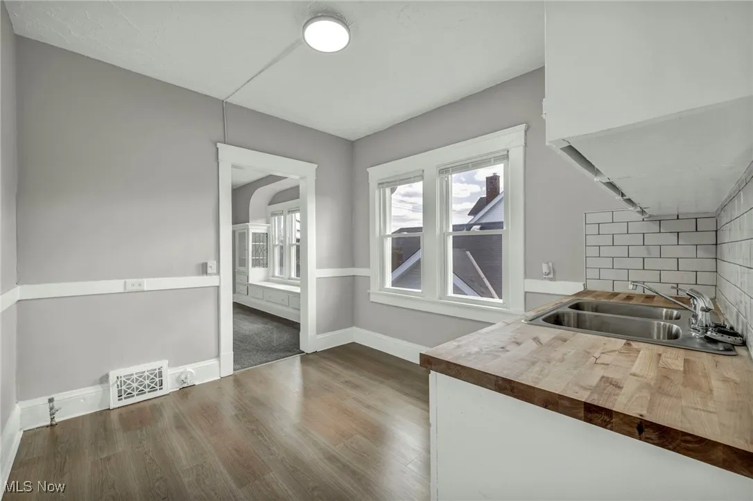 3610 E 140th Street, Cleveland, Ohio 44120,MLS Now Listing ID