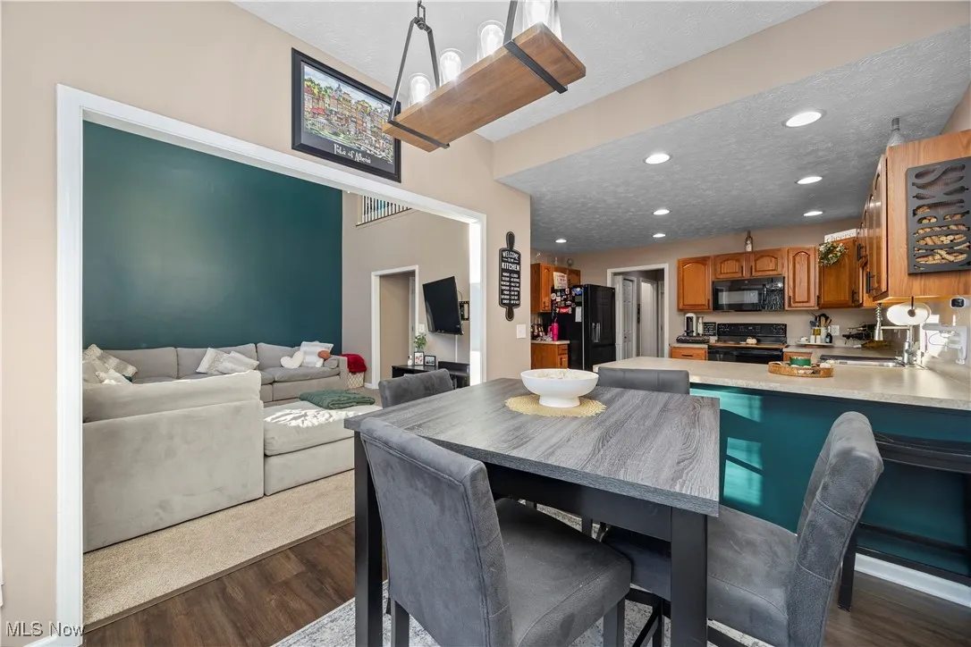 206 Stoney Brook Drive, Elyria, Ohio 44035,MLS Now Listing ID