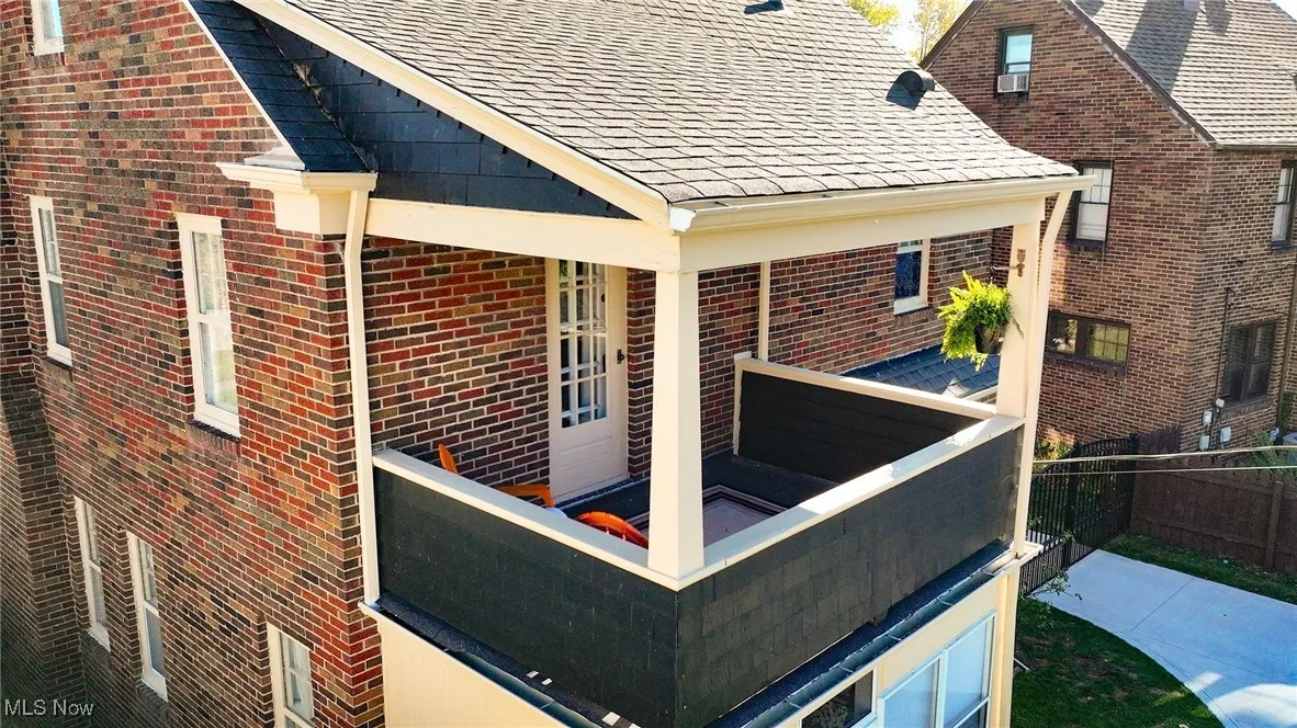Second floor rear bedroom balcony (aerial)