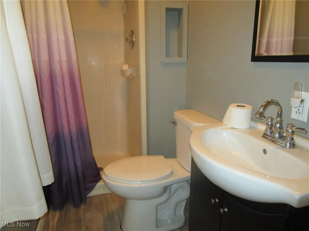 214 Ashtabula Point, Roaming Shores, Ohio 44084,MLS Now Listing ID