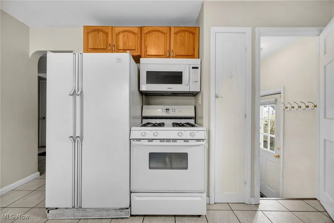 1424 Parkview Drive, Lyndhurst, Ohio 44124,MLS Now Listing ID