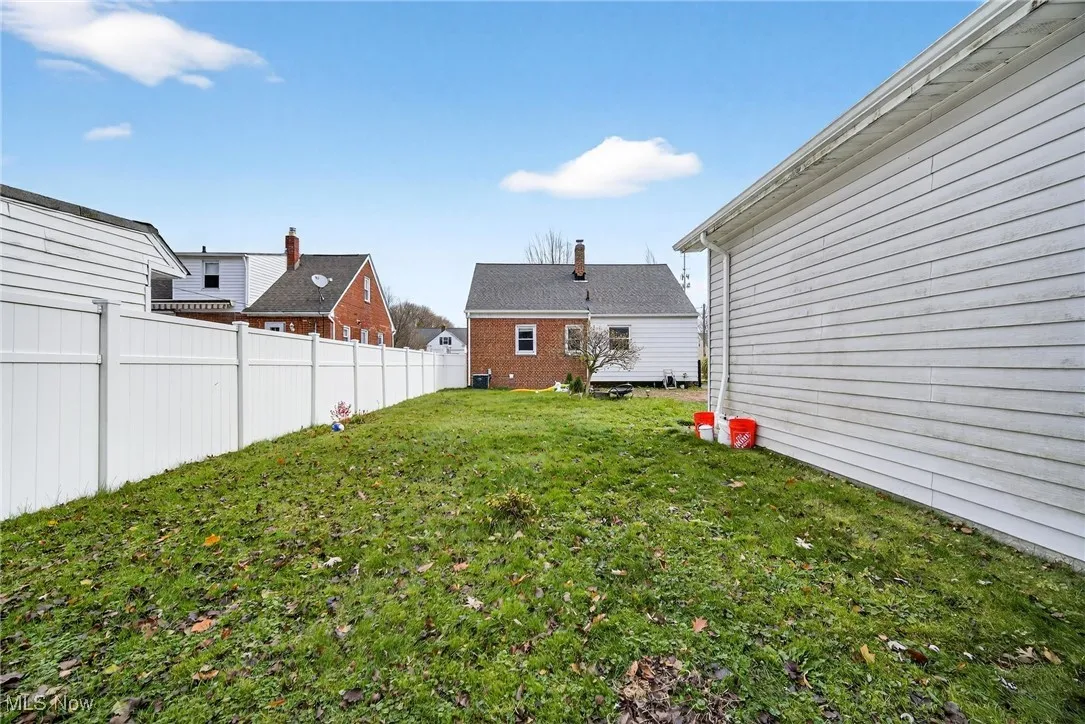 1424 Parkview Drive, Lyndhurst, Ohio 44124,MLS Now Listing ID