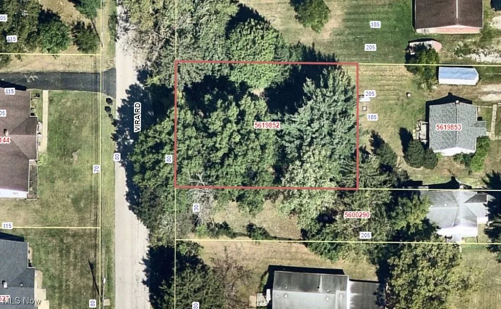 Aerial map of property and surrounding area