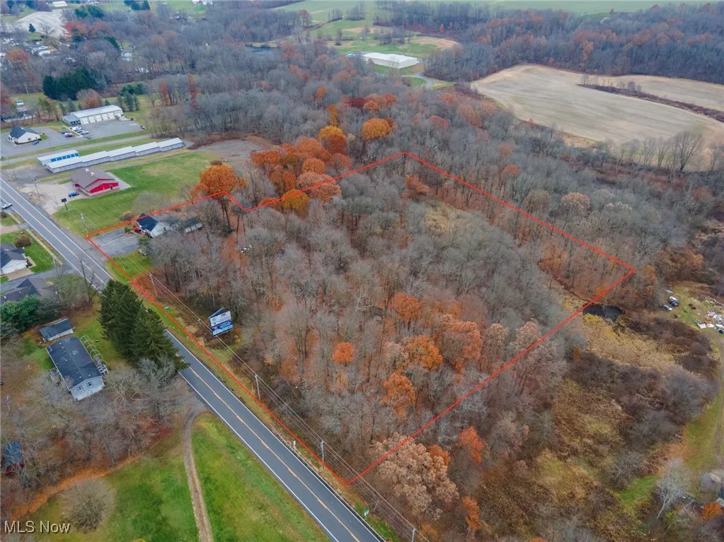 Aerial overview of property's location with property boundaries highlighted