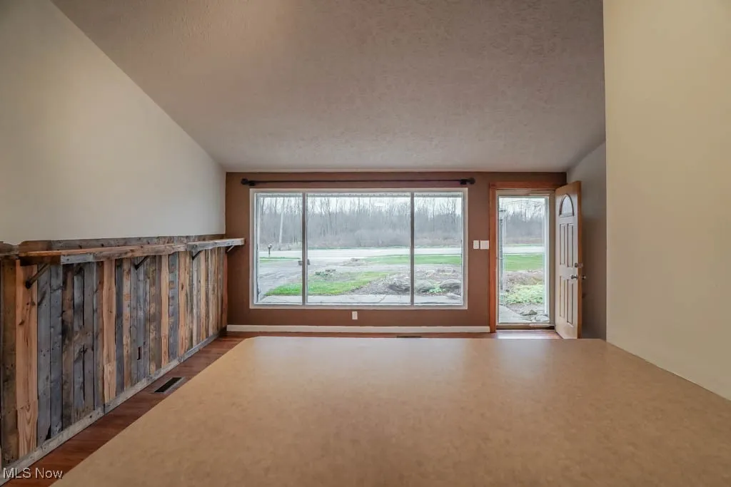 8828 State Route 14, Streetsboro, Ohio 44241,MLS Now Listing ID