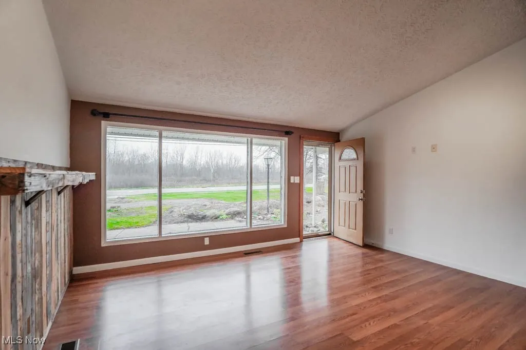 8828 State Route 14, Streetsboro, Ohio 44241,MLS Now Listing ID